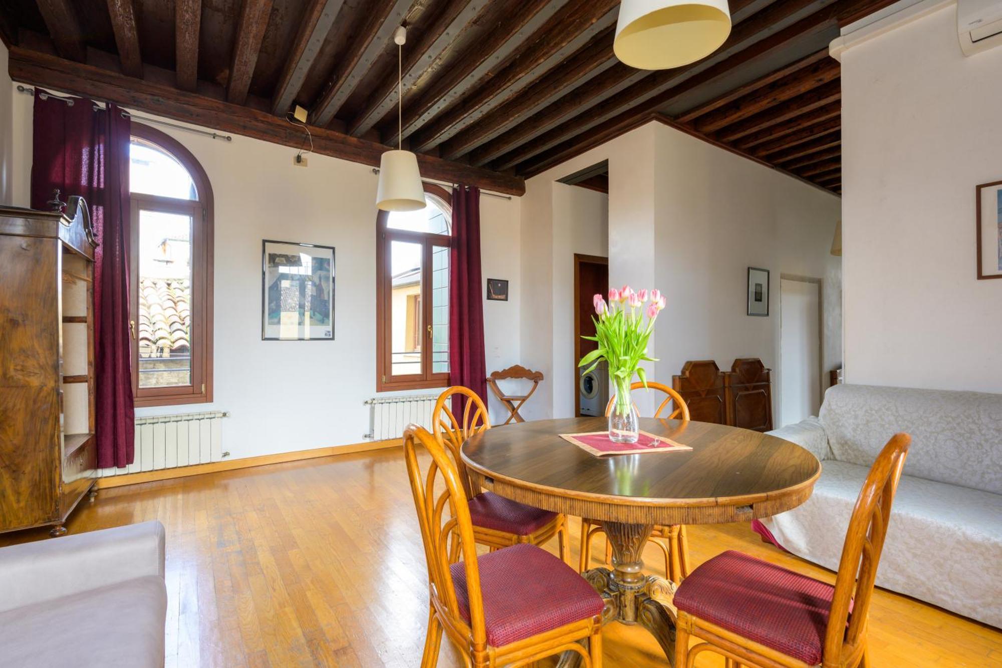 Apartment San Trovaso