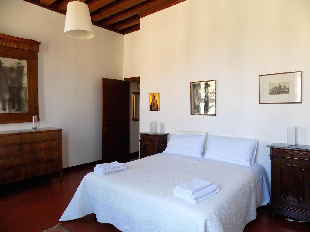 Apartment San Trovaso Venice